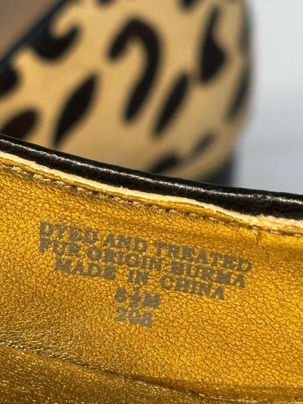 Isaac Mizrahi NY Leopard Calf Hair Block Heel Pumps S 8.5 Animal Print Statement
